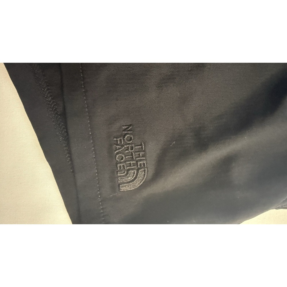 Ladies Small Petit Black The North Face Shorts 3 1/2 Inch Inseam Drawstring - Picture 7 of 7